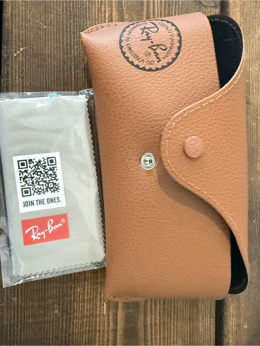 Ray-Ban Tan Brown Leather Sunglasses Case with Branded Cloth